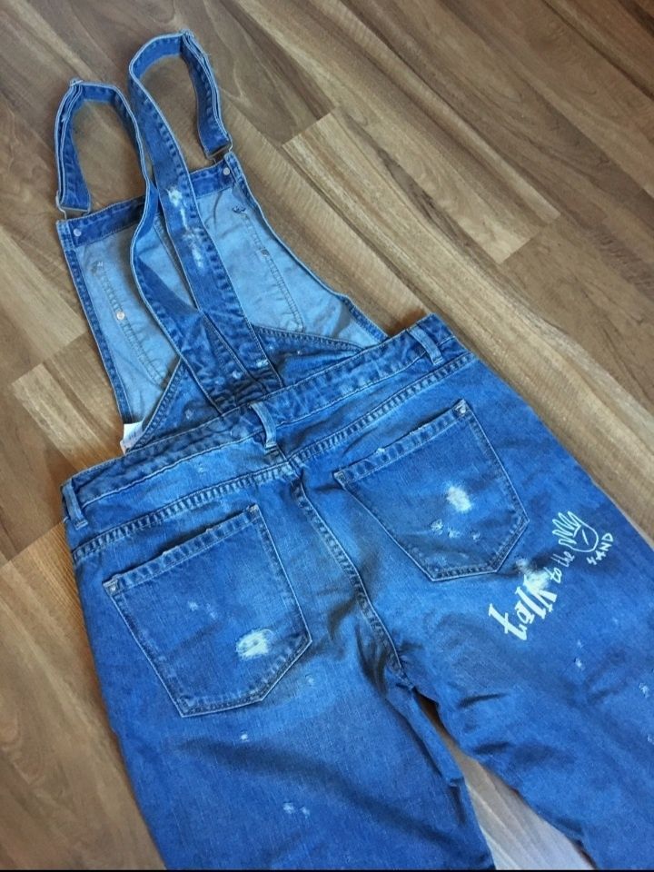 Ogrodniczki zara jeans jeansowe spodnie jeansy m przetarcia