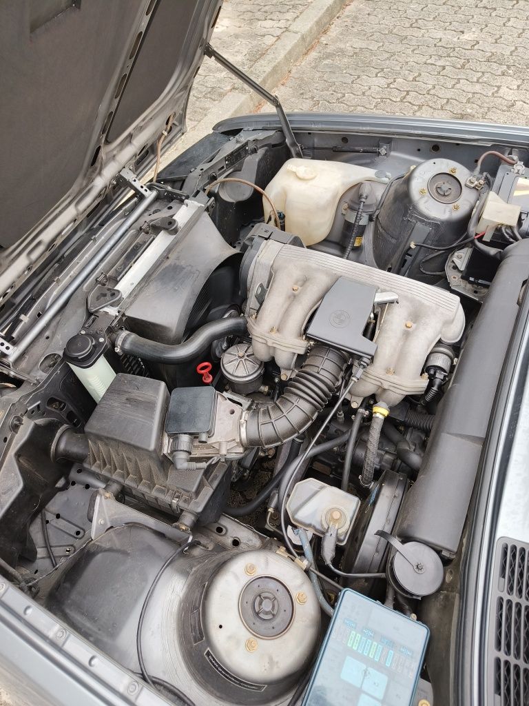BMW 316i - e30 - irrepreensível