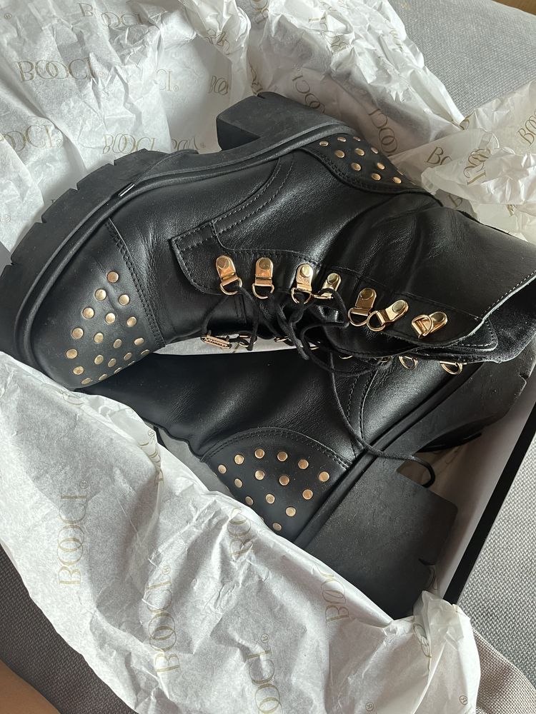 Buty Botki skórzane Bocci zlote dodatki