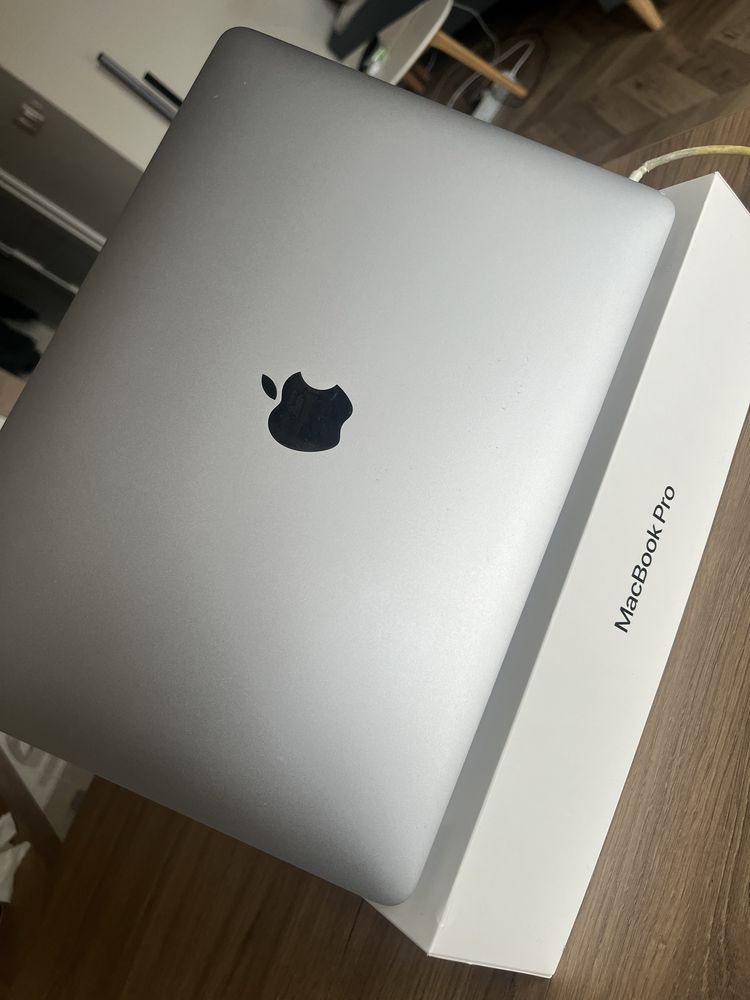 Macbook Pro 2019