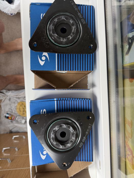 Опорнтий підшибник нісан рог т32