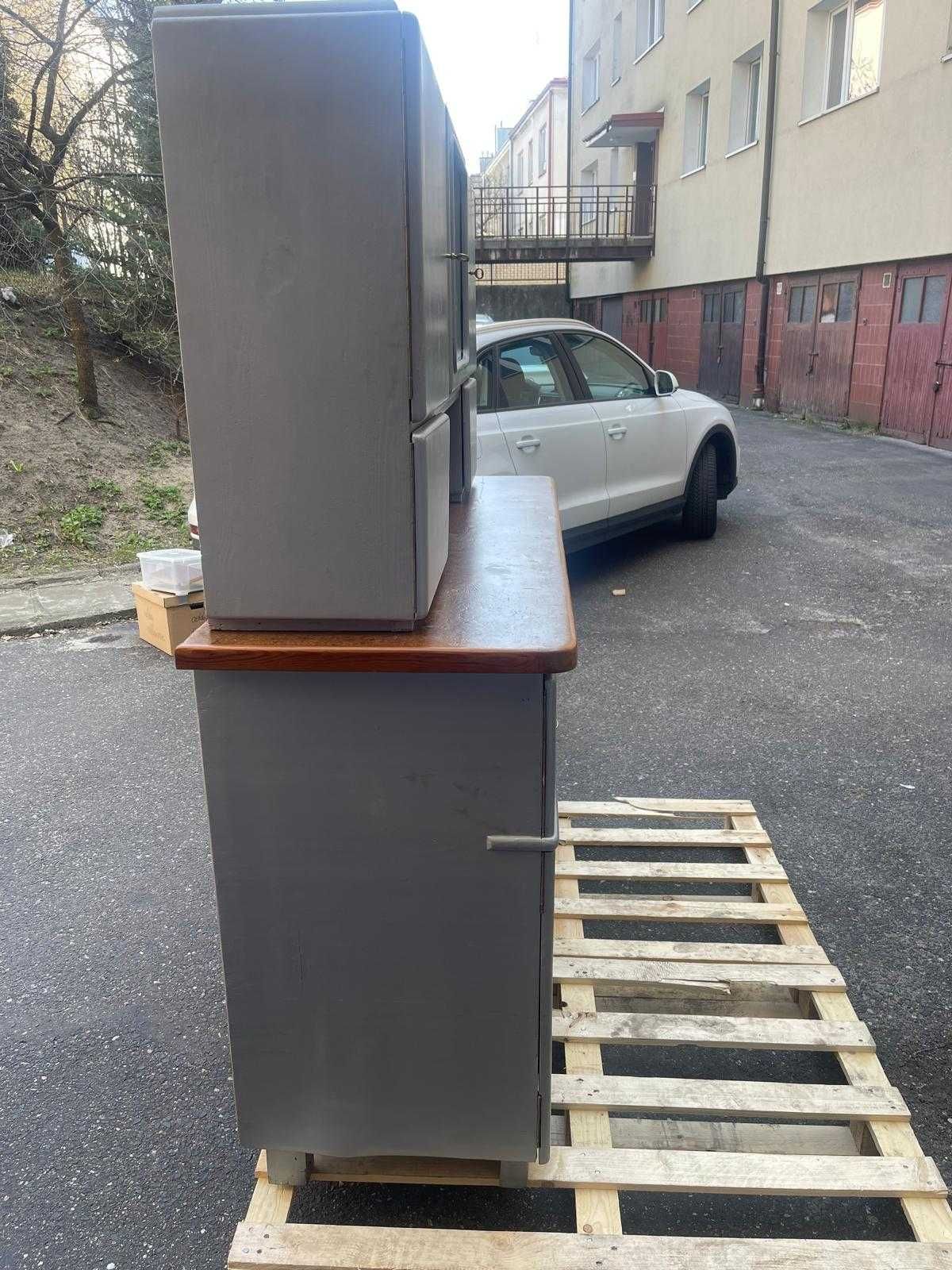 Regał dwuczęściowy z czasów PRL