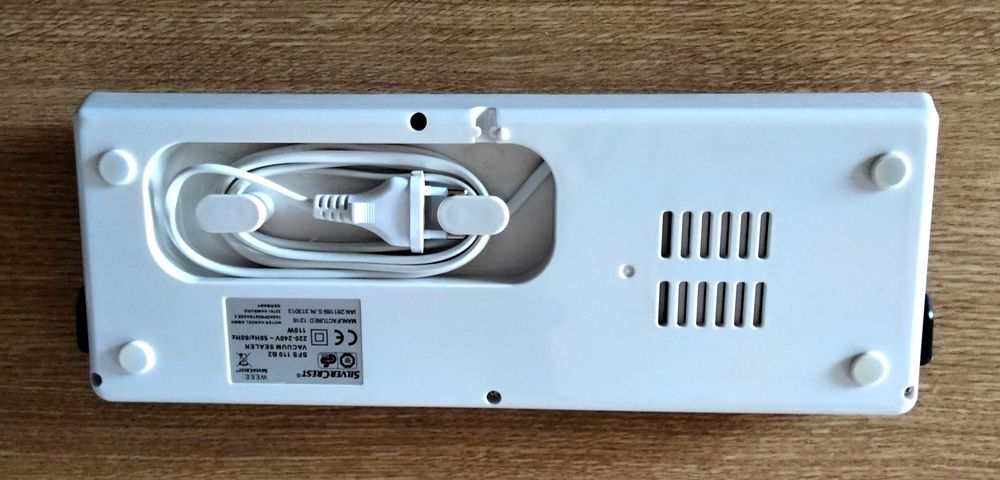 Máquina de embalar a vácuo SilverCrest avariada