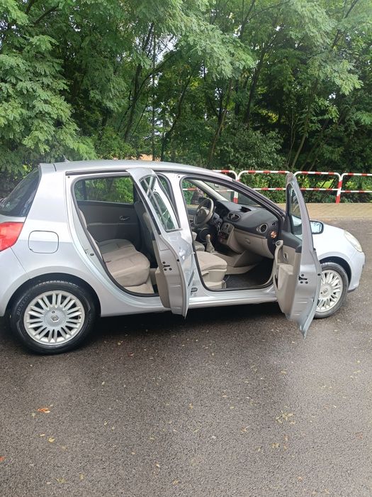 Renault Clio 3 1,6 benzyna