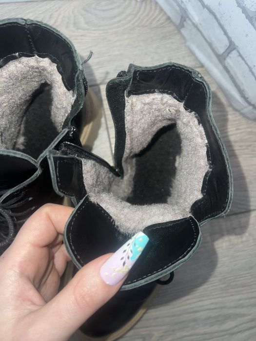 Взуття жіноче зимове