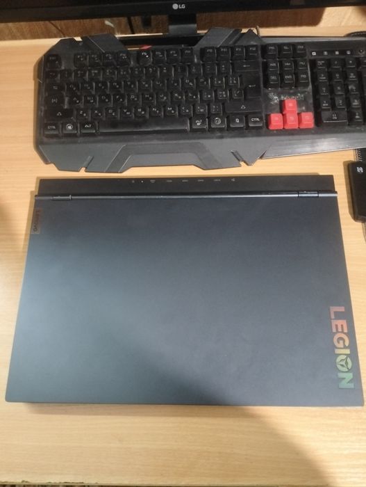 Продам ноутбук Lenovo legion 5