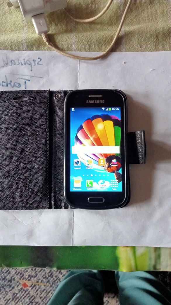 Telefon samsung  dotykowy