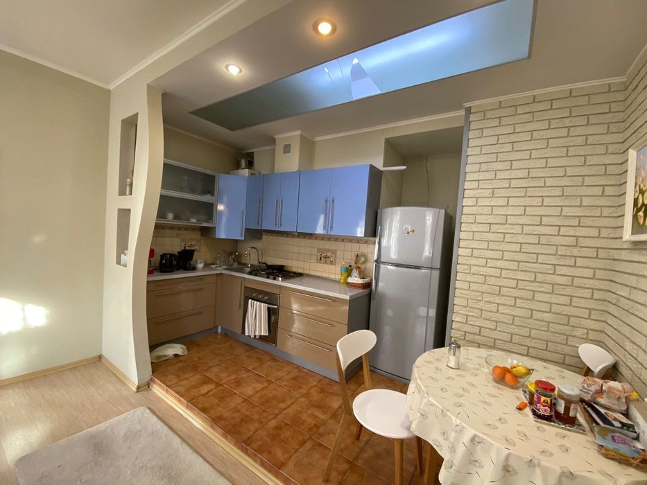 Продам 3-кквартиру Центр