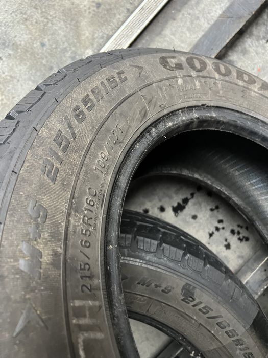 Шины всесезон 215/65/R16c Goodyear