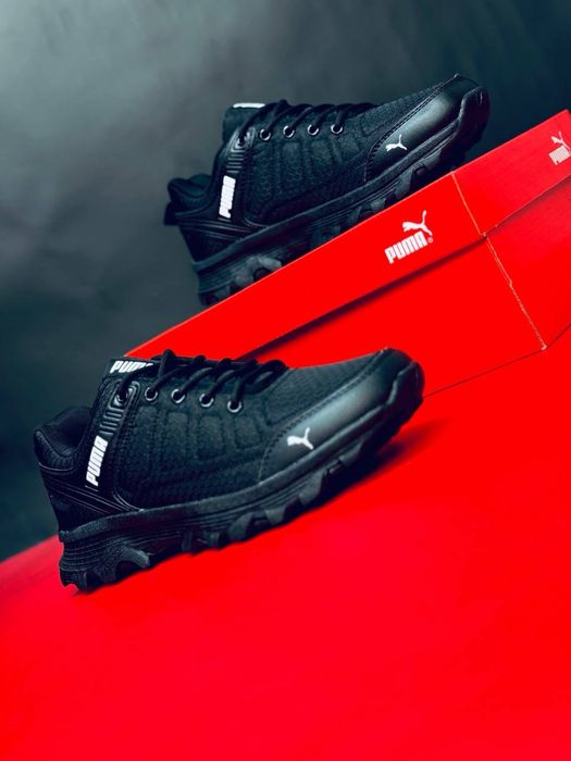Черные кроссовки Puma на осень / не промокают / мужские кроссовки пума