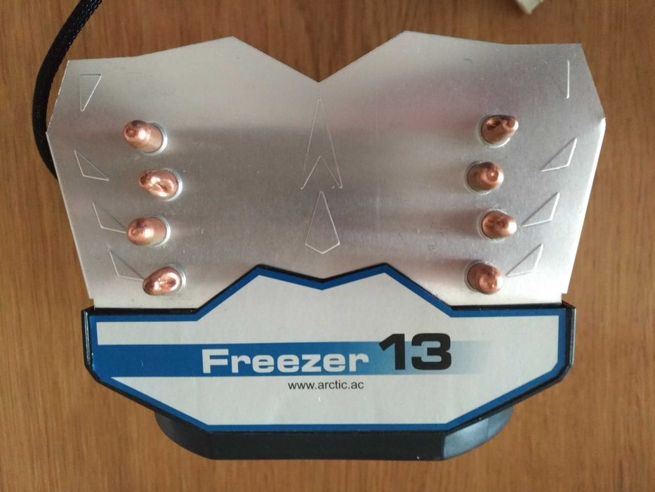 Cooler CPU Arctic Freezer 13