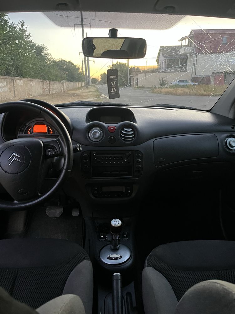 Продам Citroen C2
