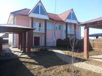 Продам трехэтажный дом Дуплекс в Полтаве (2х240кв)