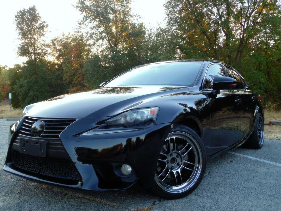 Lexus IS 250      2014