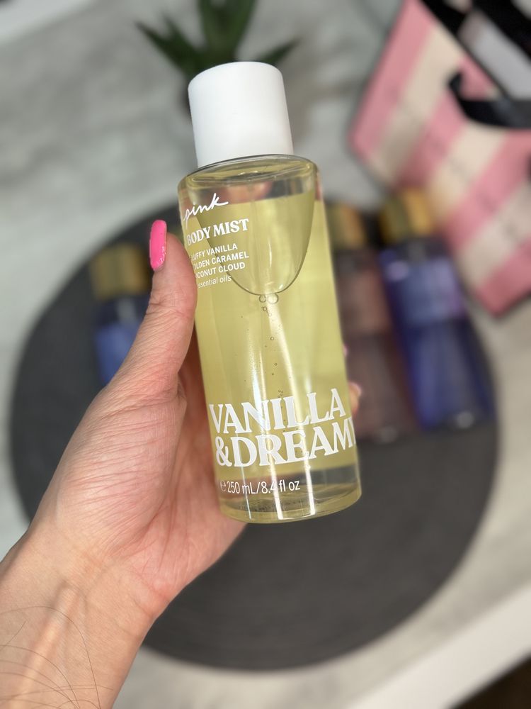 Парфумовані спреї місти Pink , Victoria’s Secret