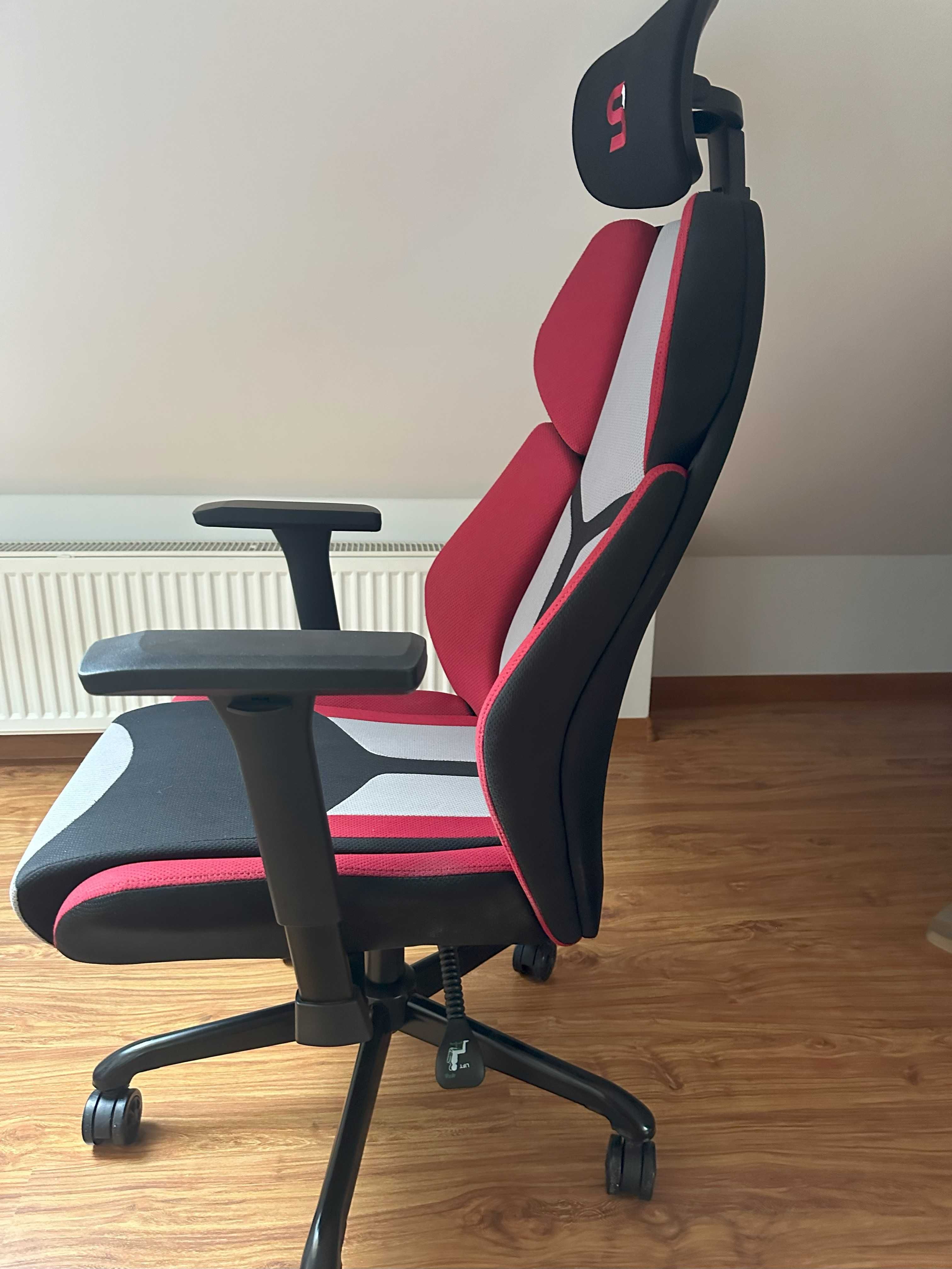 Fotel SPC GEAR EG450 Szaro-czerwony