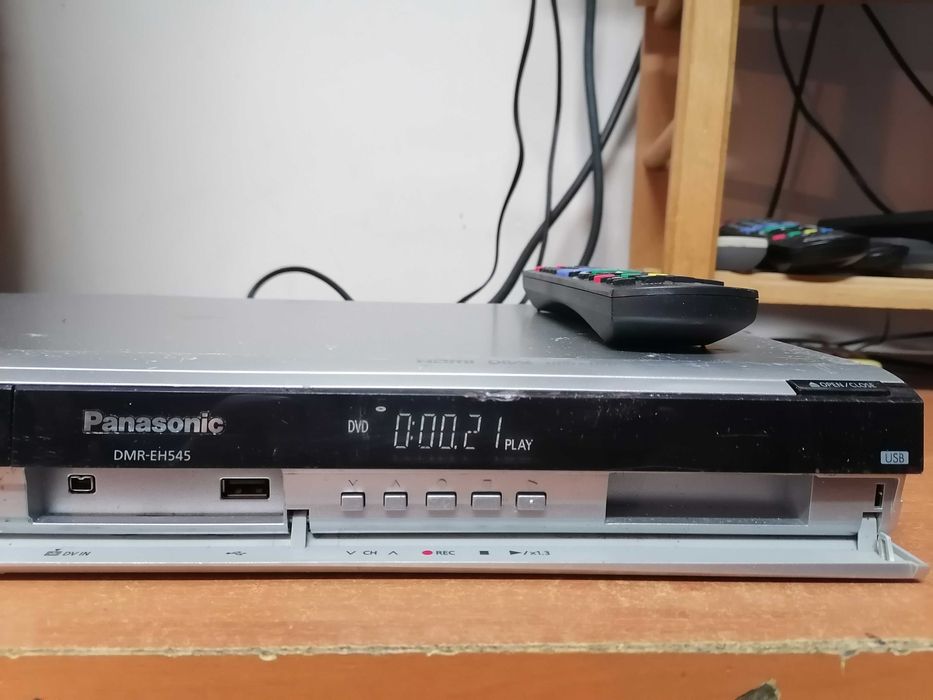 Nagrywarka Panasonic DMR-EH545 USB HDMI kopiarkaDVD-RW/HDD 250GB PILOT