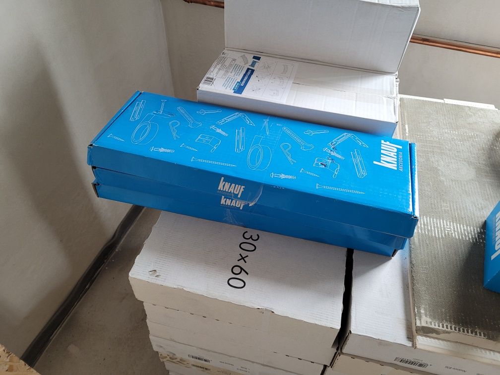 Wieszak bezpośredni ES do CD 200mm KNAUF 100szt. (nr.kat.: 72519)