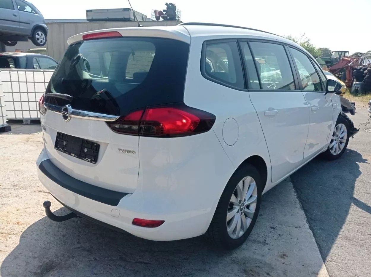 Оригінальний пінопластовий органайзер з компресором Opel Zafira C