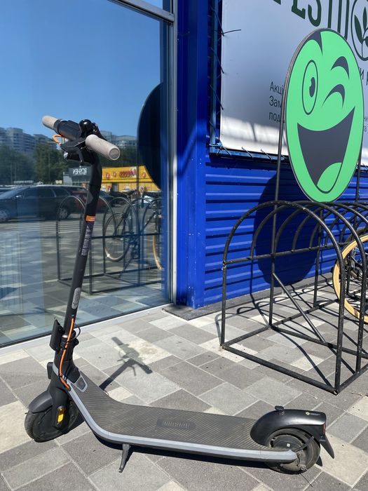 Електросамокат Segway-Ninebot E2 Plus E