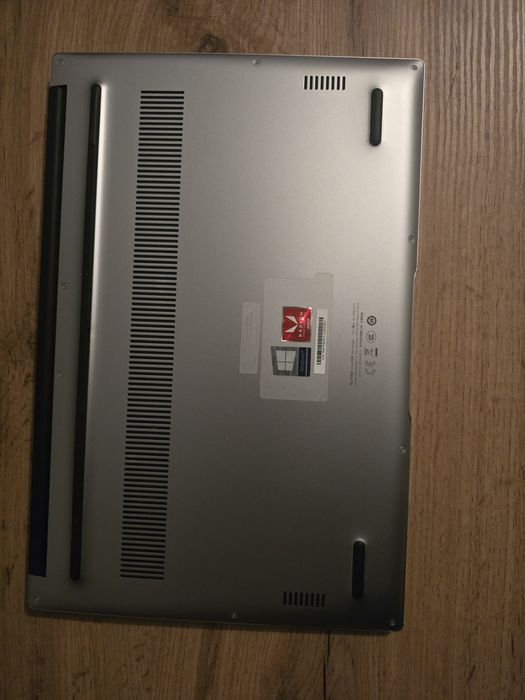 Huawei Matebook D14 Ryzen 5 - 8GB RAM - 512 SSD - Super stan