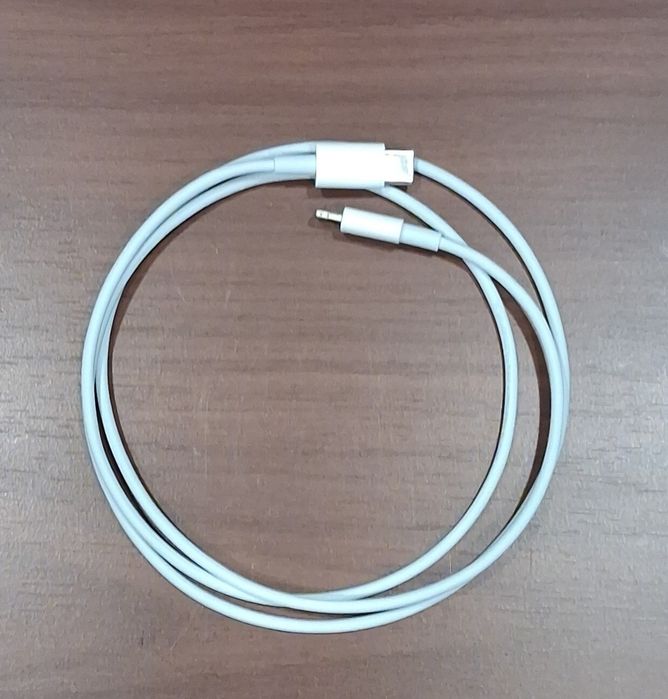 Кабель Apple USB-C to Lightning 1m