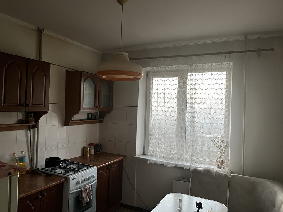 Оренда кімнати 3500, низ Південно-Кільцева