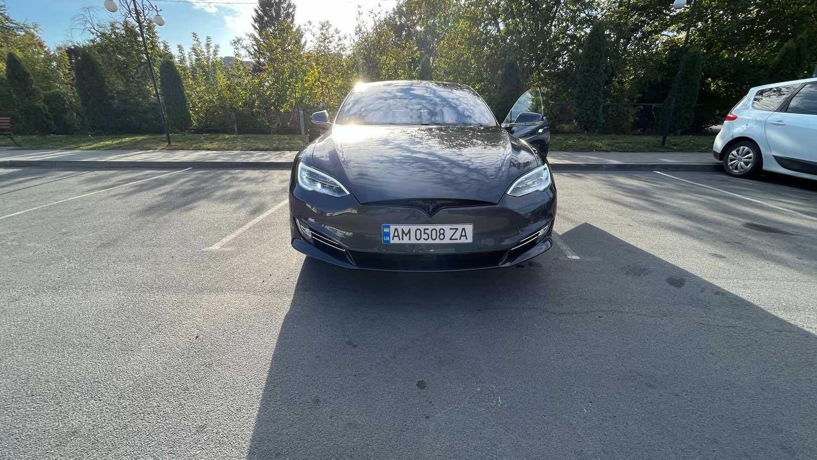 Tesla Model S P90D 2015