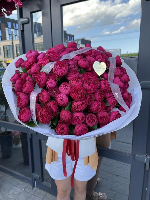 Букет троянди рози квіти доставка 101 троянда