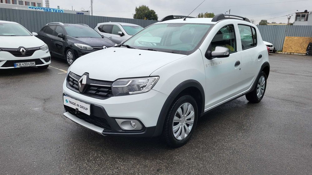Авто Renault Sandero Stepway 2021 ZEN