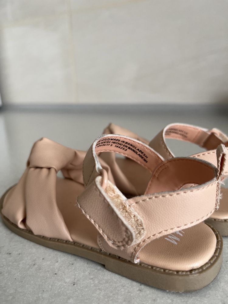 Босоніжки | сандалі H&M baby