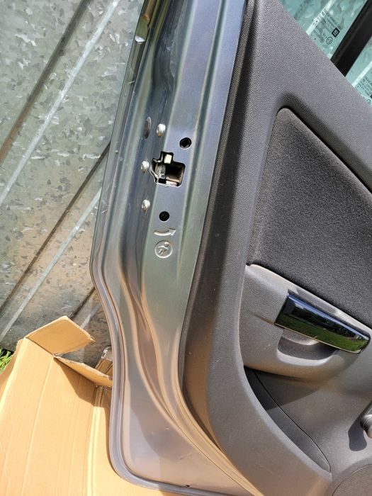 Drzwi lewy tył Opel Corsa D 5D Z163