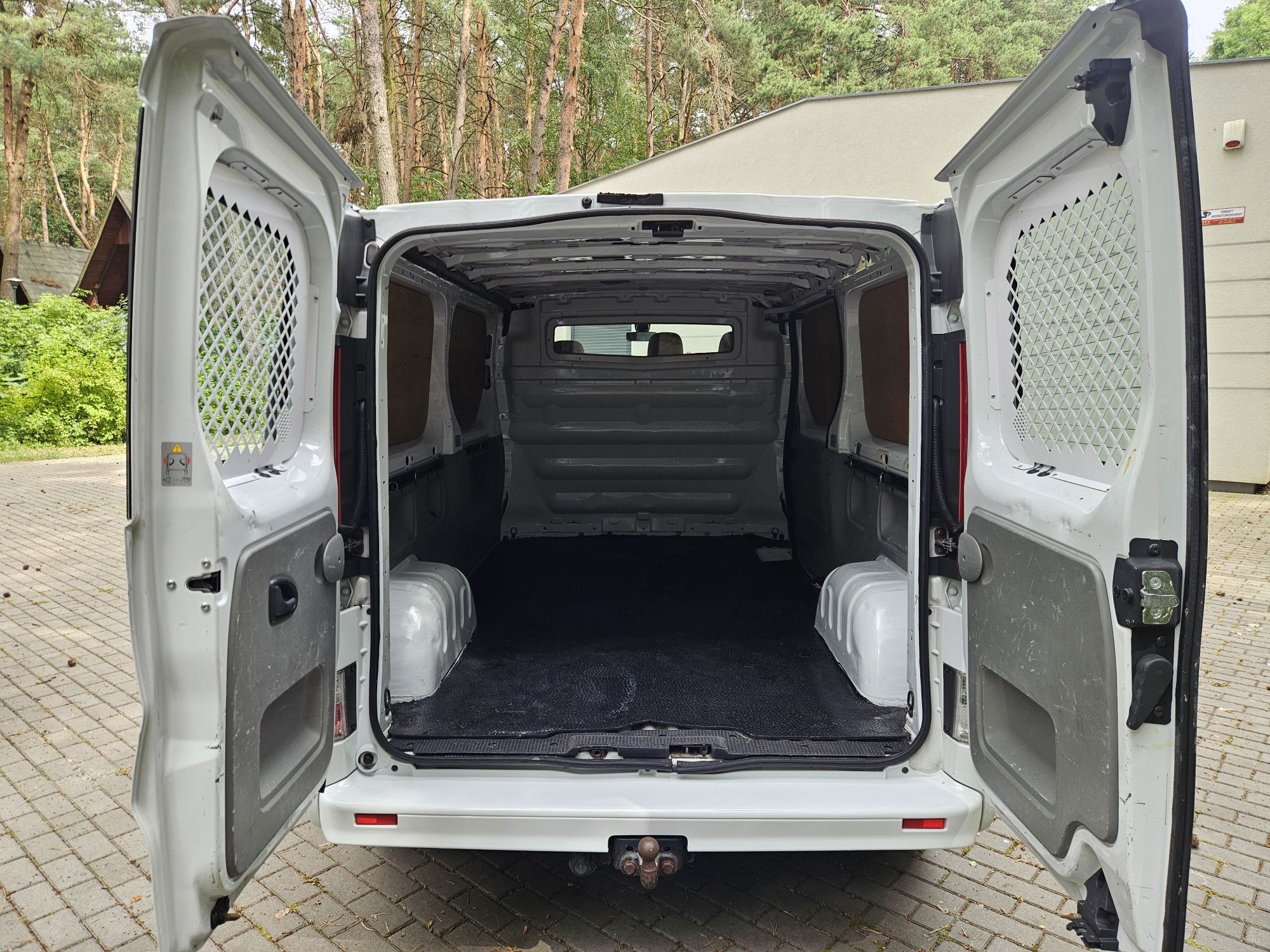 Opel_Vivario_L2H1_Long_bardzo_ładny_niski_przebieg_Klima!