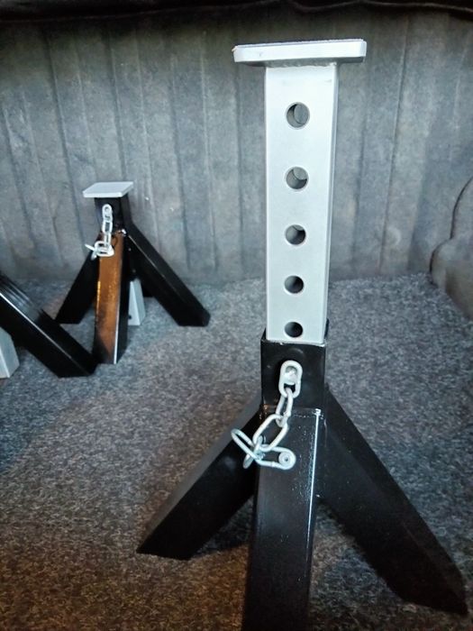 Підставка під авто