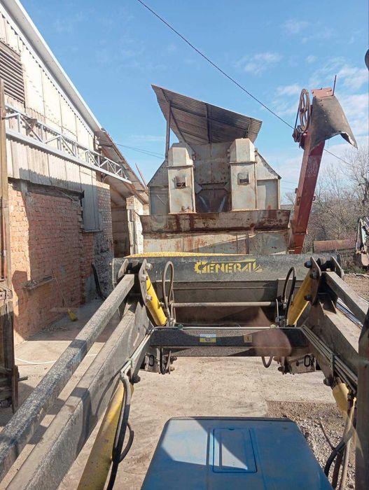 Продам зерносушарку