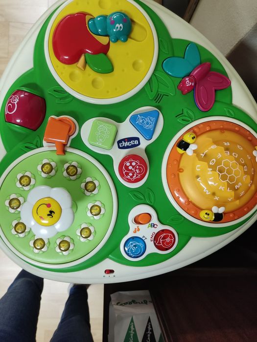 Dois brinquedos Chicco
