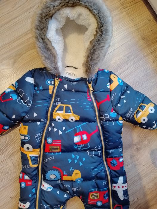 Kombinezon zimowy dla chłopca r. 68