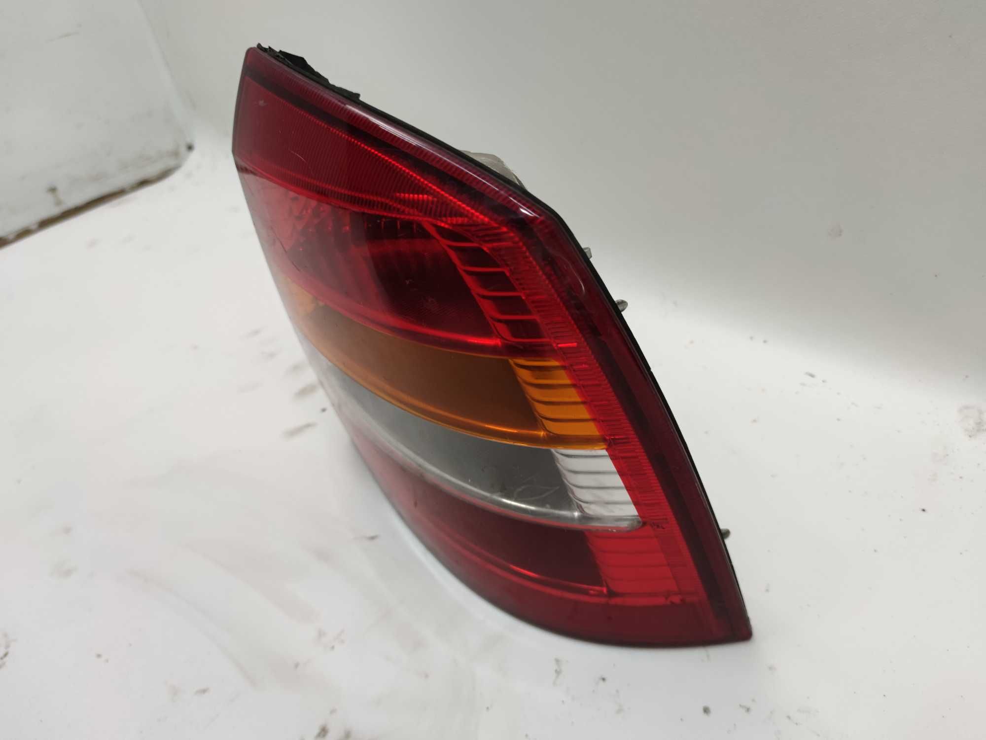 Opel Astra G HB Lampa Prawa Tylna Prawy Tył