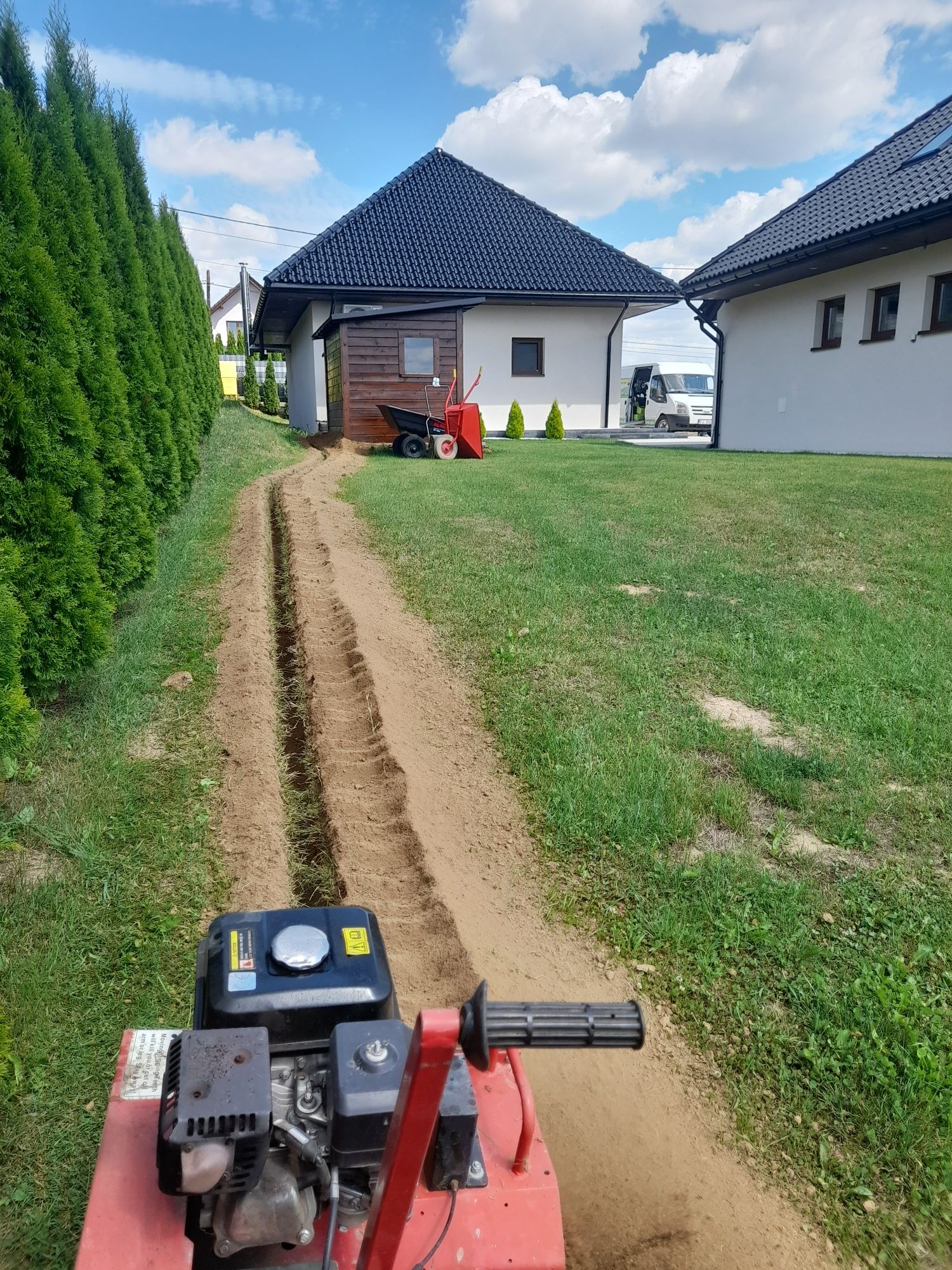 Systemy nawadniania, ogrody, trawa z rolki, zakładanie trawników