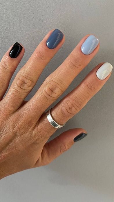 Манікюр та педикюр