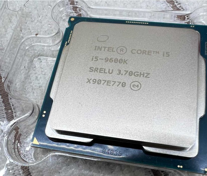 Процессор Intel i5 9600K