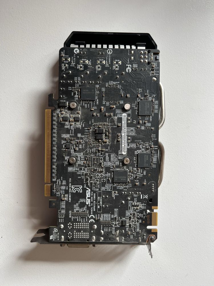 Karta graficzna Asus GeForce GTX 660, 2GB DDR5 HDMI, DP