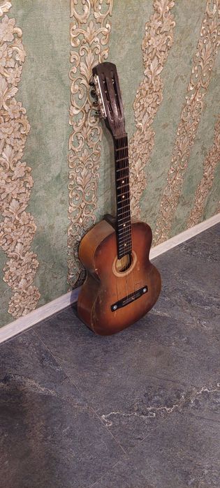 Гитару продаю в Виннице