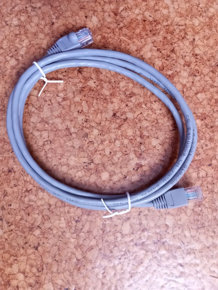Cabo de rede ethernet
