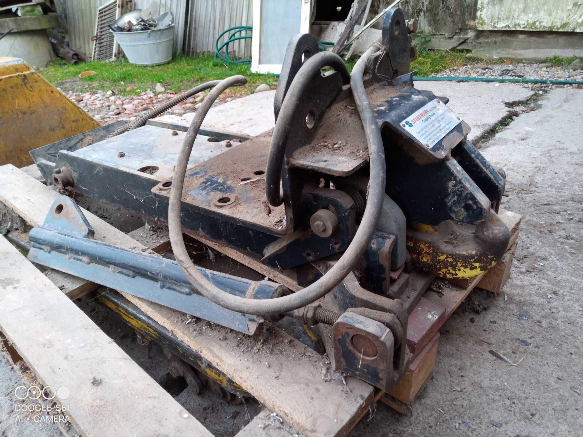Zaczep hitch new holland T- 6