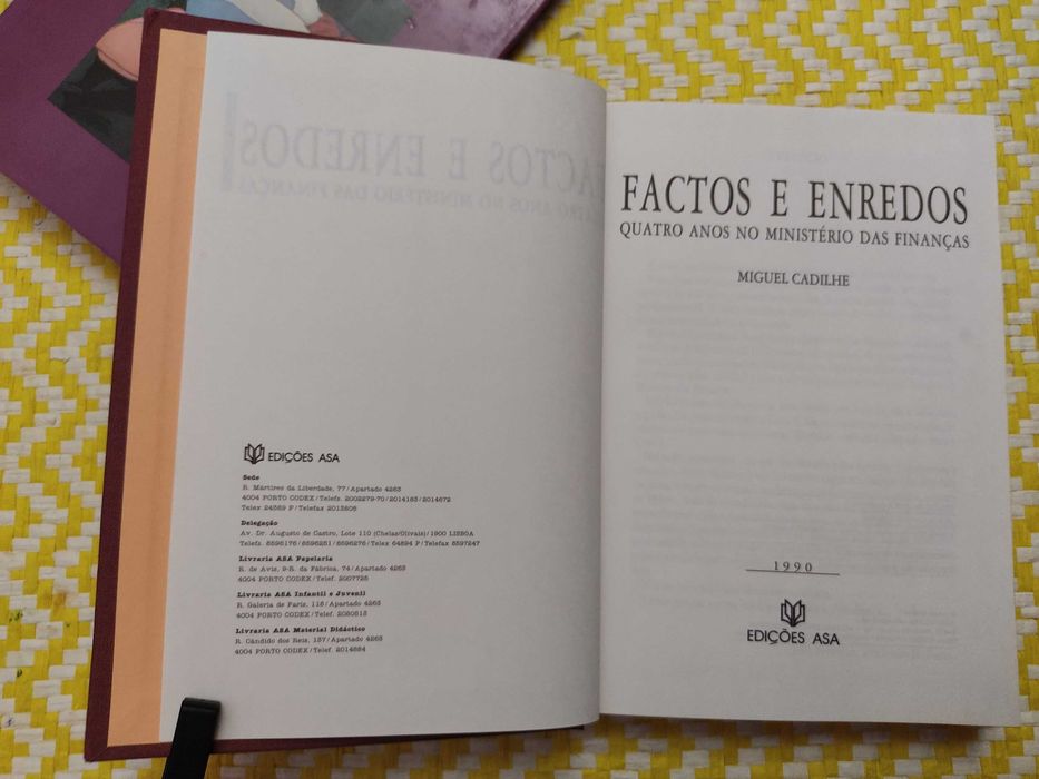 FACTOS E ENREDOS
de Miguel Cadilhe