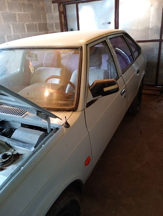 Продам Москвич 2141