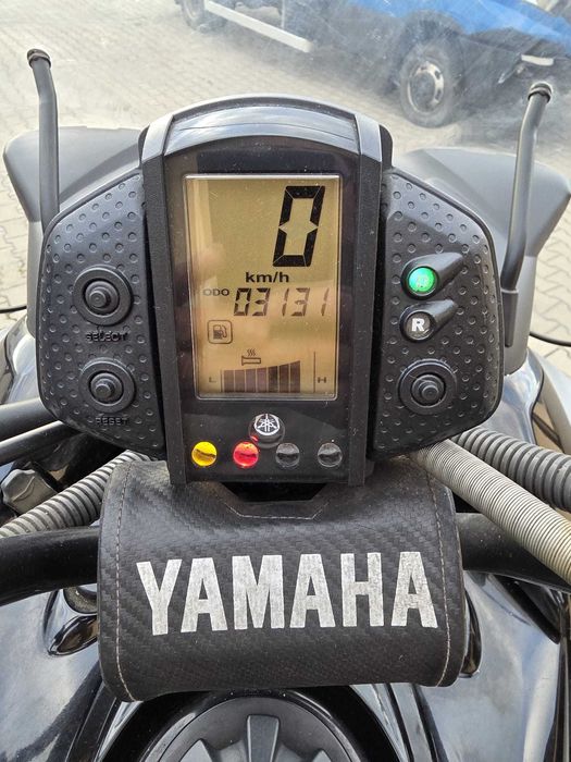 Skuter Śnieżny YAMAHA Venture z przyczepka / mały przebieg