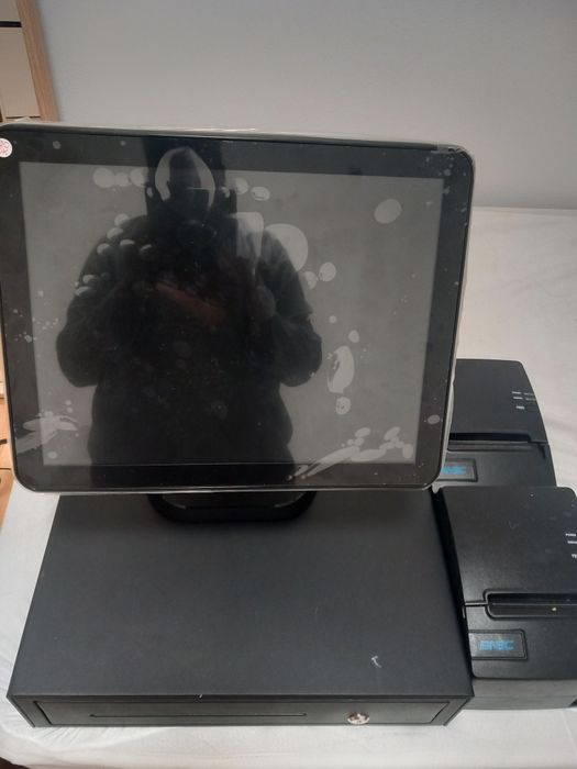 Máquina registadora com gaveta e suas impressoras