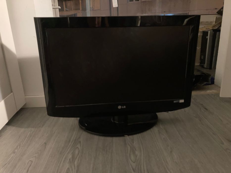 Televisao LG preta
